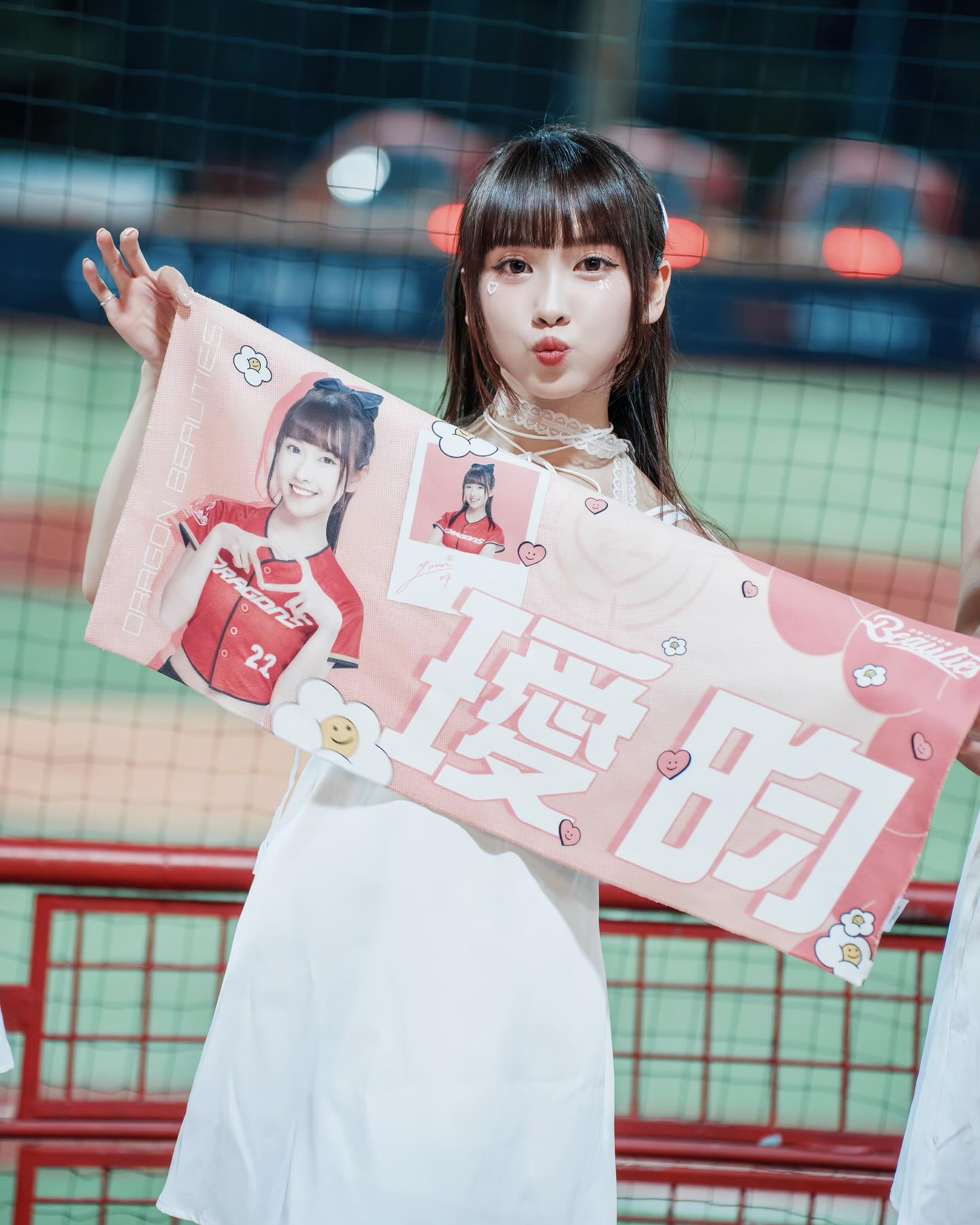 😍体坛女神盘点：味全龙啦啦队董瑷昀，超高人气成长为球队新生代&amp;quot;小龙女&amp;quot;