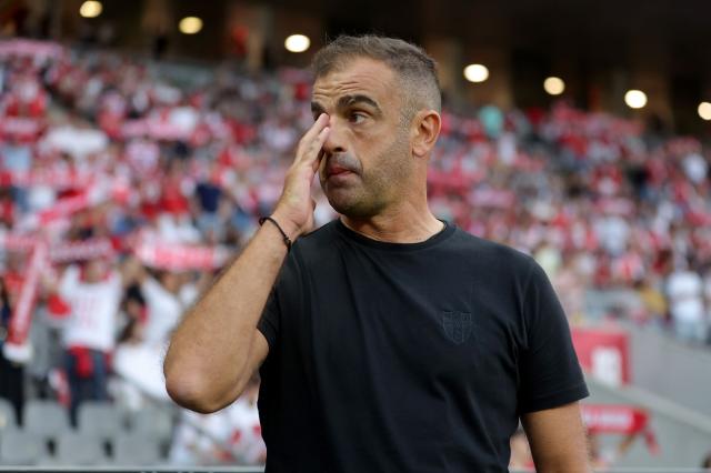 星空投注-【独家】三镇3选1情定葡甲最佳主帅 或将签约1年