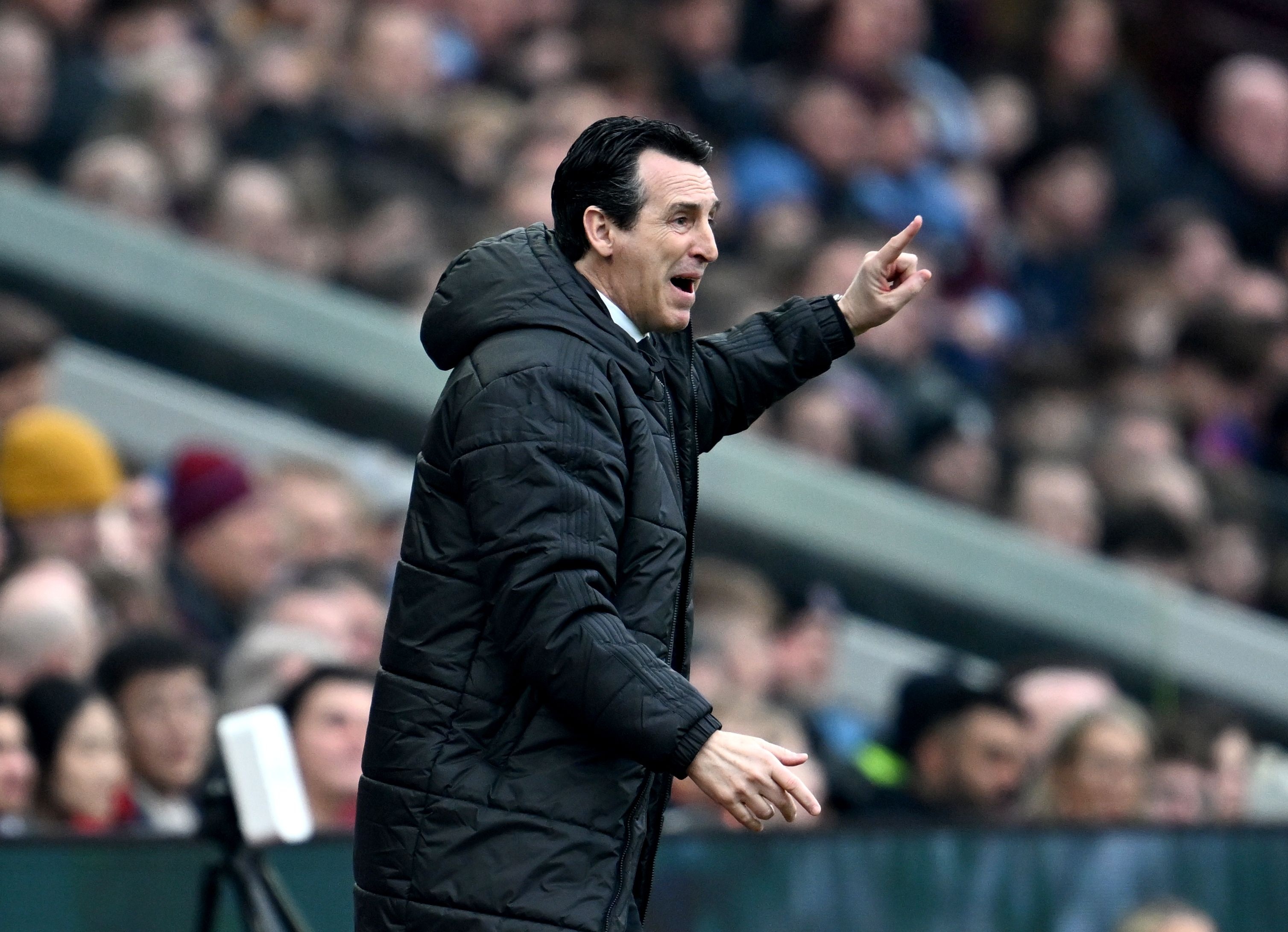 星空投注-欧冠资格关键战！维拉力争对切尔西联赛三连胜，并寻求赛季双杀