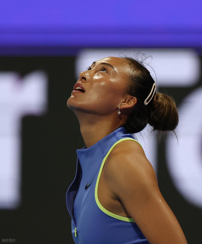 星空体育官网-郑钦文，为何沦为平庸？|破发|温网|发球|关键|中网_新浪体育_新浪新闻